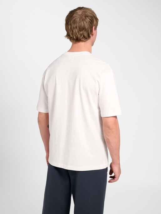 hmlKEEPER LOGO T-SHIRT S/S, WHITE, model