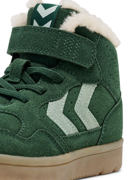 CAMDEN WINTER HIGH JR, GARDEN TOPIARY, packshot