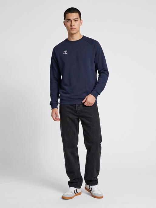 hmlMOVE GRID COTTON SWEATSHIRT, MARINE, model