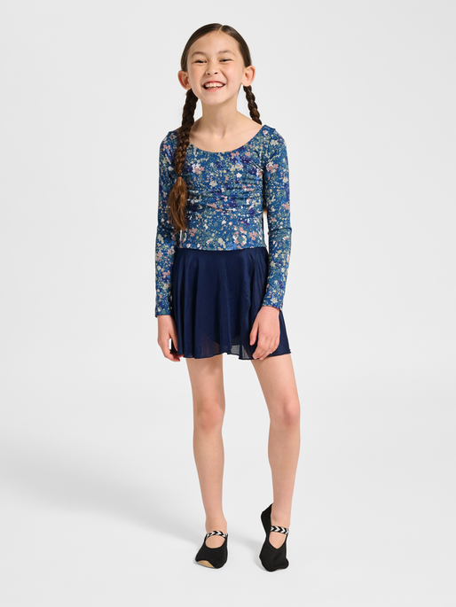 hmlJR MIX GYMSUIT L/S, DRESS BLUES/RIVERSIDE, model