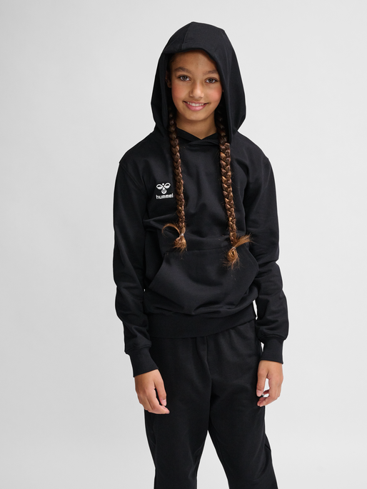 hmlGO 2.0 HOODIE KIDS, BLACK, model