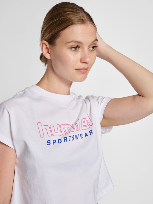 hmlLGC JUNE CROPPED T-SHIRT, 9001, model