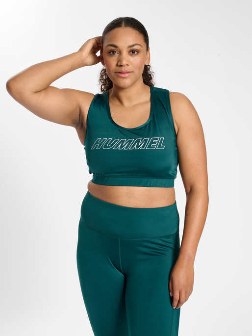 hmlTE CURVY SPORTS BRA PLUS, DEEP TEAL, model