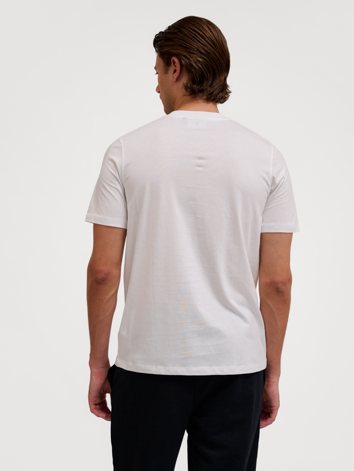 hmlPULSE T-SHIRT, WHITE, model