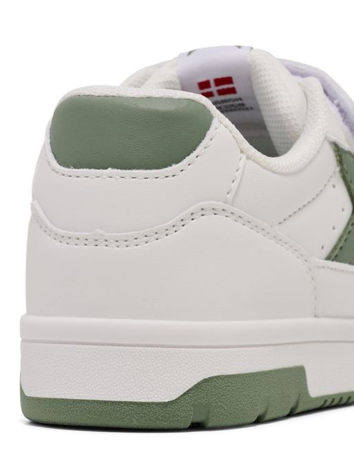 CAMDEN JR, HEDGE GREEN, packshot