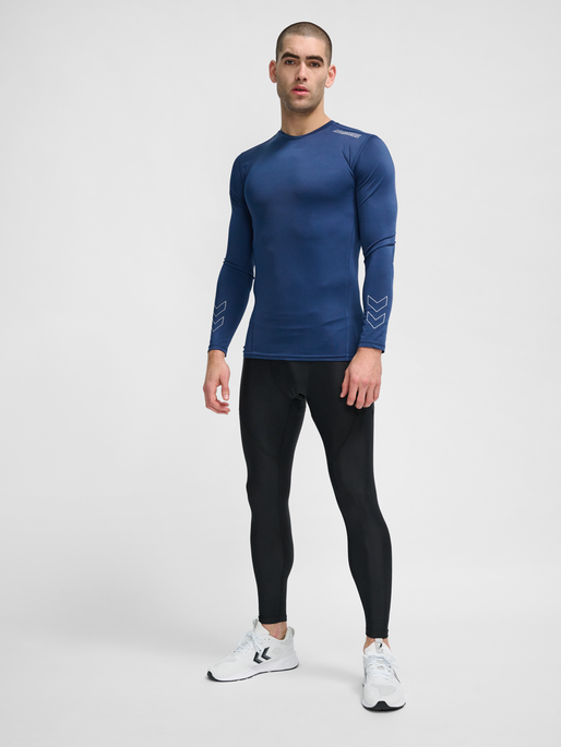 hmlTE TOPAZ BASELAYER T-SHIRT L/S, INSIGNIA BLUE, model