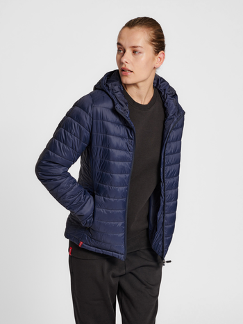 hmlRED QUILTED HOOD JACKET WOMAN, MARINE, model