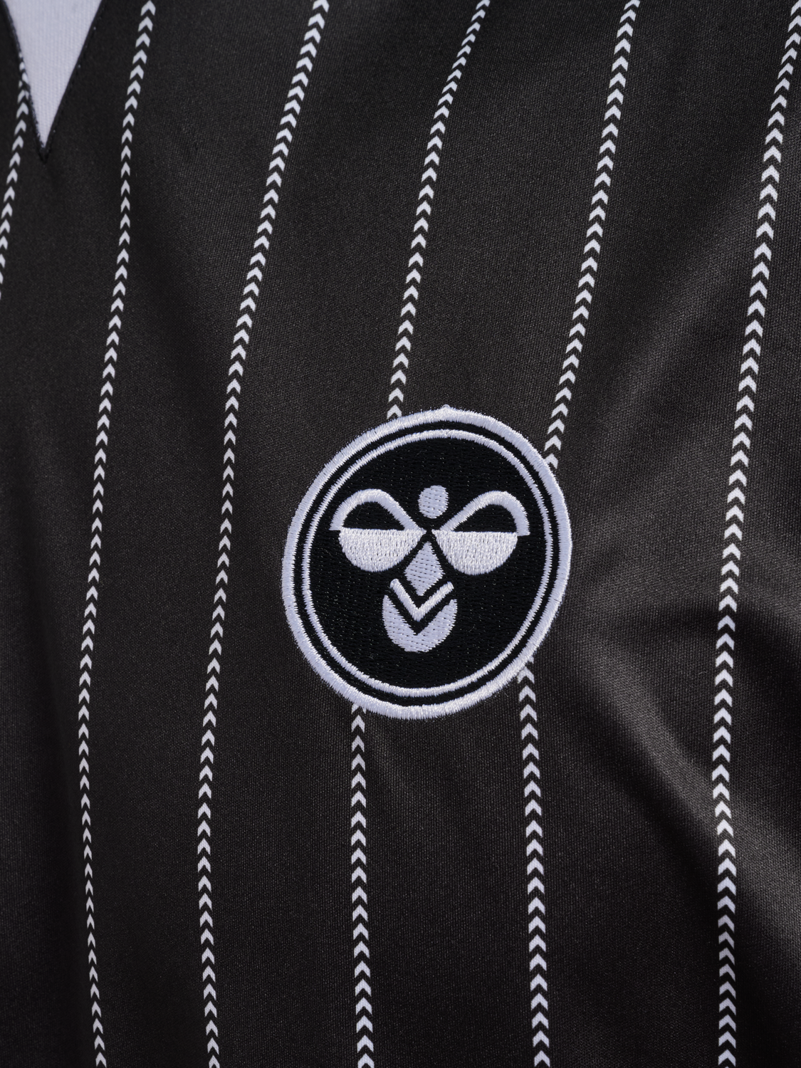 Chevron Pinstripe Polo Shirt, BLACK/WHITE, packshot