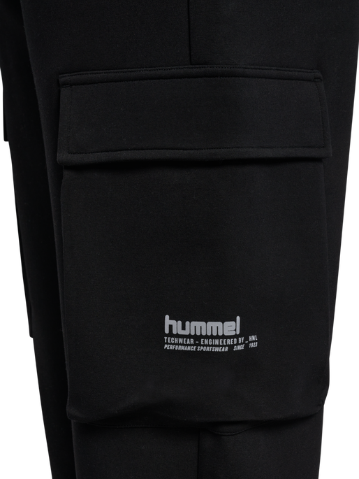 hmlTECH FLEECE LOOSE CARGO PANTS, BLACK hmlTECH FLEECE LOOSE CARGO PANTS, BLACK, packshot