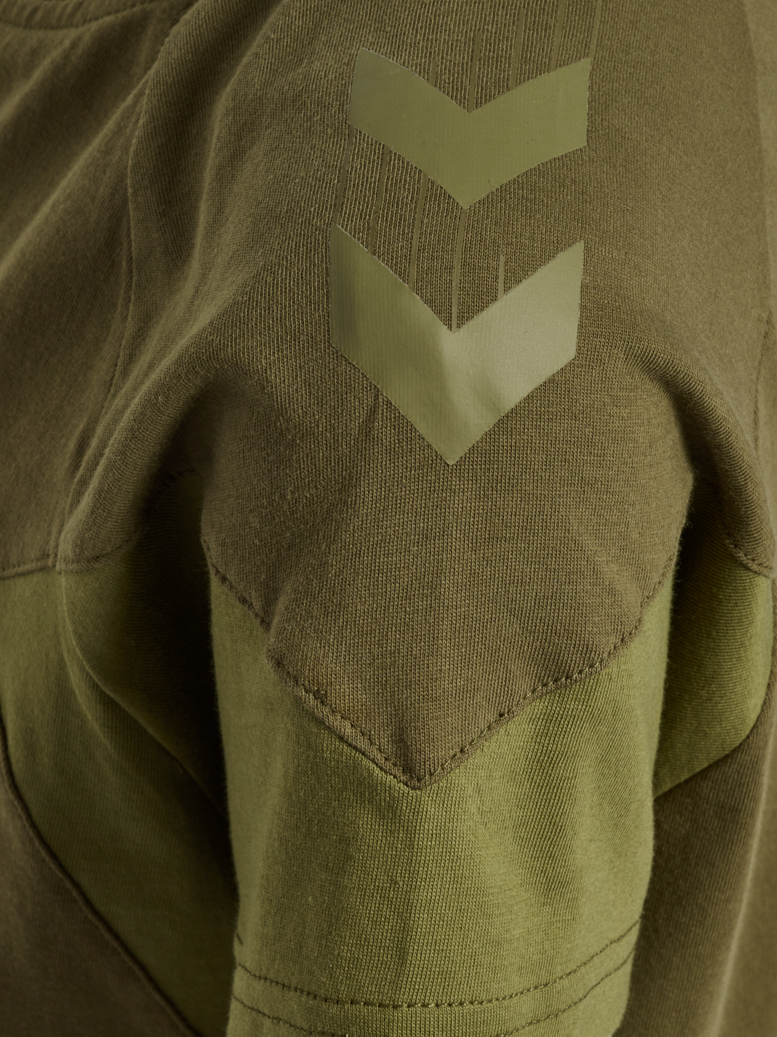 hmlTRAVEL T-SHIRT S/S KIDS, MILITARY OLIVE, packshot