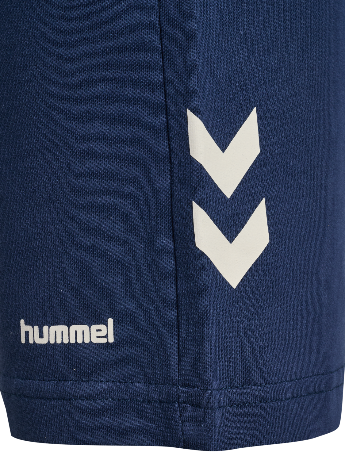 hmlJR LOOSE CHEVRON SHORTS, DRESS BLUES, packshot