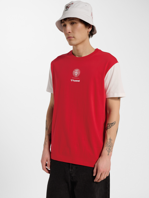 DBU 26 FAN RED-WHITE TEE SS, TANGO RED/WHITE, model