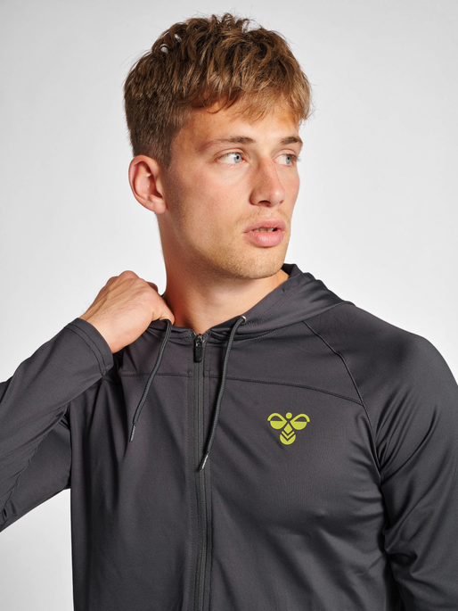 hmlGG12 TRAINING HOODIE, 2162, model