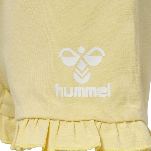 hmlDREAM RUFFLE SHORTS, ITALIAN STRAW, packshot