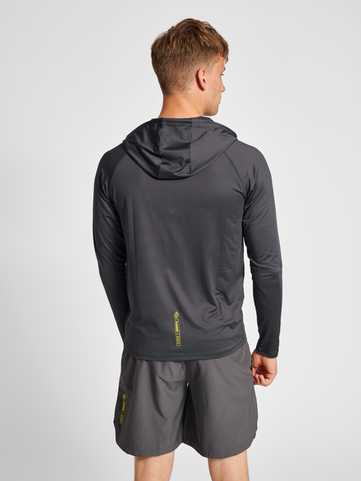 hmlGG12 TRAINING HOODIE, 2162, model
