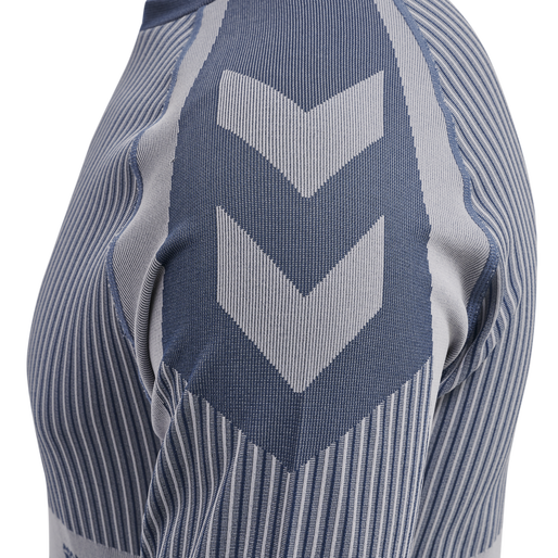 hmlMT UNIT SEAMLESS T-SHIRT, INSIGNIA BLUE/CHATEAU GRAY, packshot