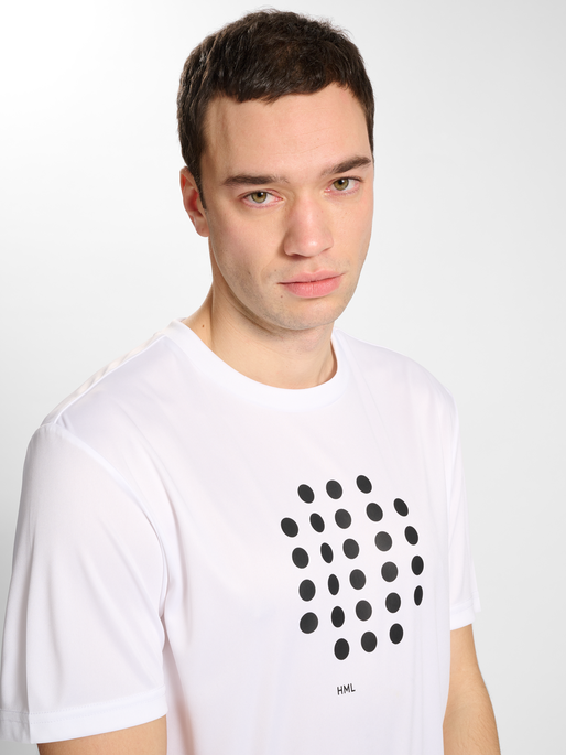 hmlCOURT T-SHIRT S/S, WHITE, model