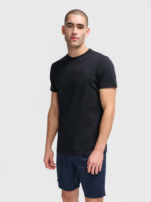 hmlACTIVE CO TEE S/S, BLACK, model