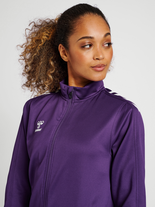 hmlCORE XK POLY ZIP SWEAT WOMAN, ACAI, model