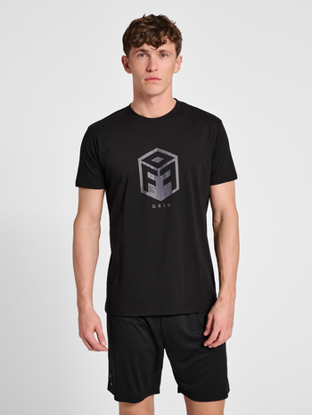hmlOFFGRID COTTON JERSEY S/S, JET BLACK, model