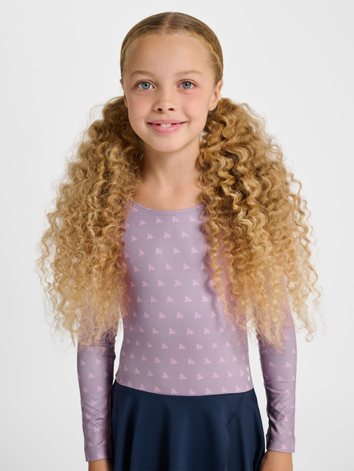 hmlJR MIX T-SHIRT S/S, LAVENDER MIST, model