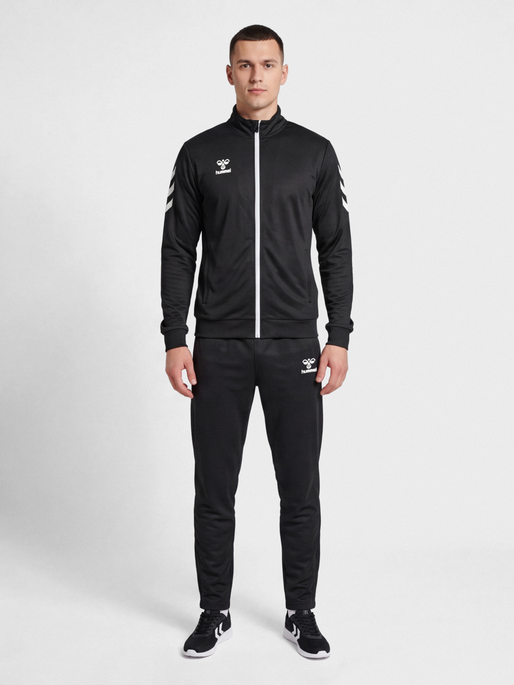 hmlLOGO SUIT, BLACK, model