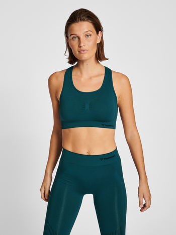 hmlSHAPING SEAMLESS SPORTS TOP, DEEP TEAL, model