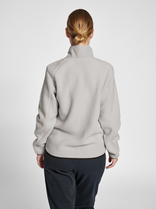 hmlLGC CHARLA FLEECE JACKET, HARBOR MIST, model