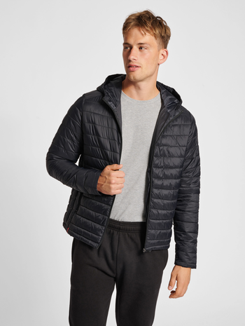 hmlRED QUILTED HOOD JACKET, BLACK, model