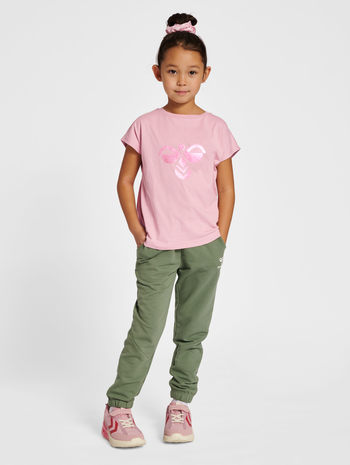 hmlDIEZ T-SHIRT S/S, ZEPHYR, model