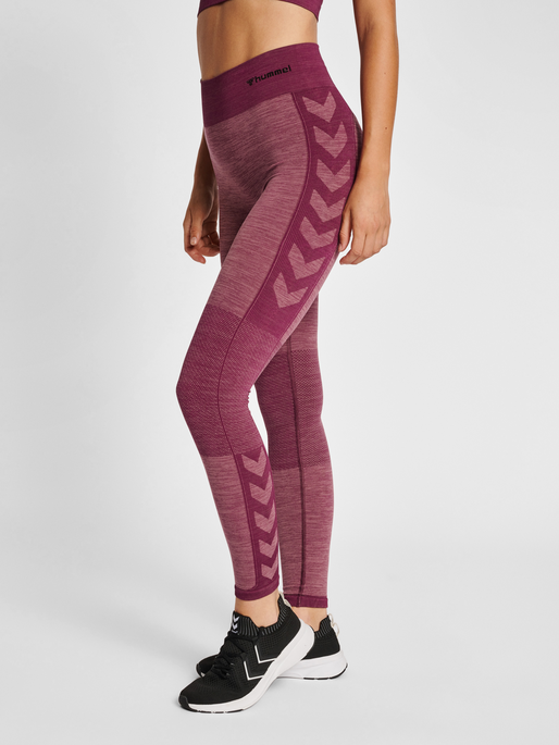 hmlCLEA SEAMLESS MID WAIST TIGHTS, GRAPE WINE, model