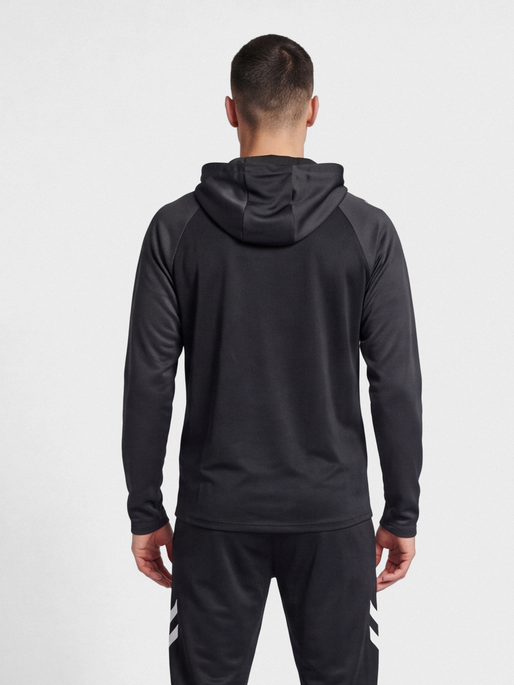 hmlLEAD 2.0 ZIP HOODIE, BLACK/ASPHALT, model