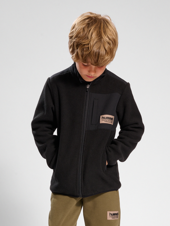 hmlDARE FLEECE JACKET, BLACK, model