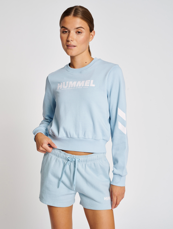 hmlLEGACY WOMAN SWEATSHIRT, CELESTIAL BLUE, model