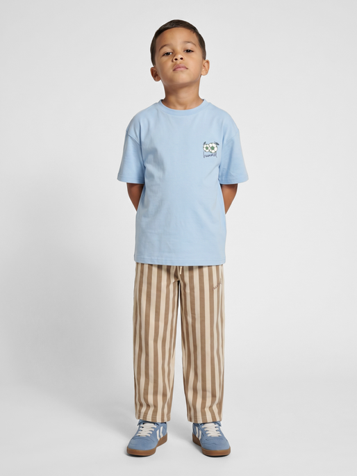 hmlMIO BOXY T-SHIRT S/S, CASHMERE BLUE, model
