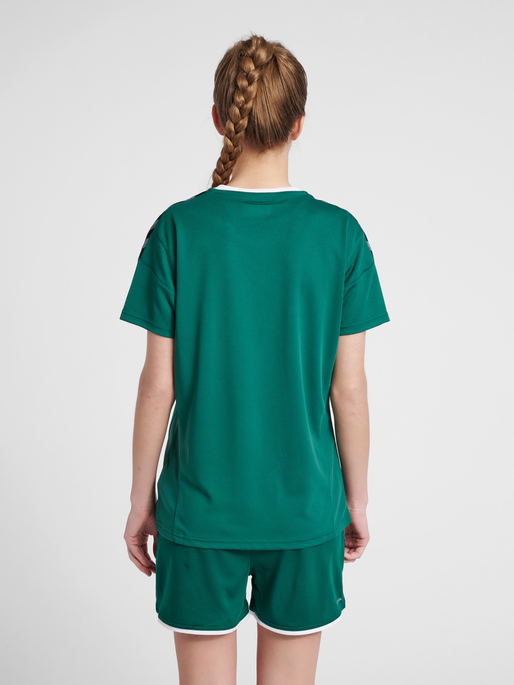 hmlAUTHENTIC POLY JERSEY WOMAN S/S, EVERGREEN, model