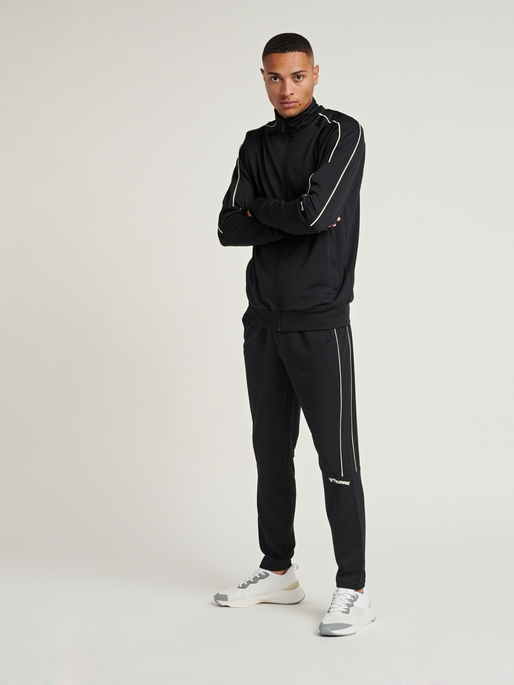 hmlAMOS ZIP JACKET, 2001, model