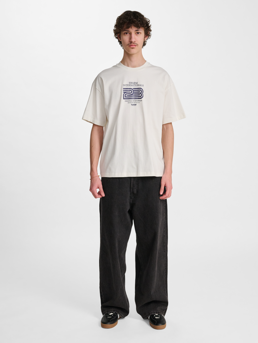 hmlLOOSE T-SHIRT S/S 23, BLANC DE BLANC, model