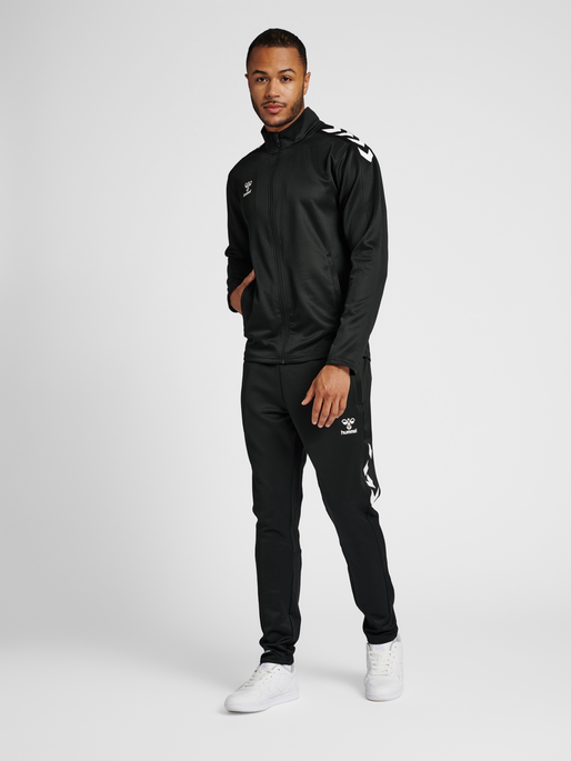 hmlCORE XK POLY ZIP SWEAT, BLACK, model