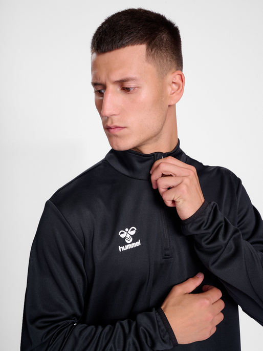 hmlESSENTIAL HALF-ZIP, BLACK, model