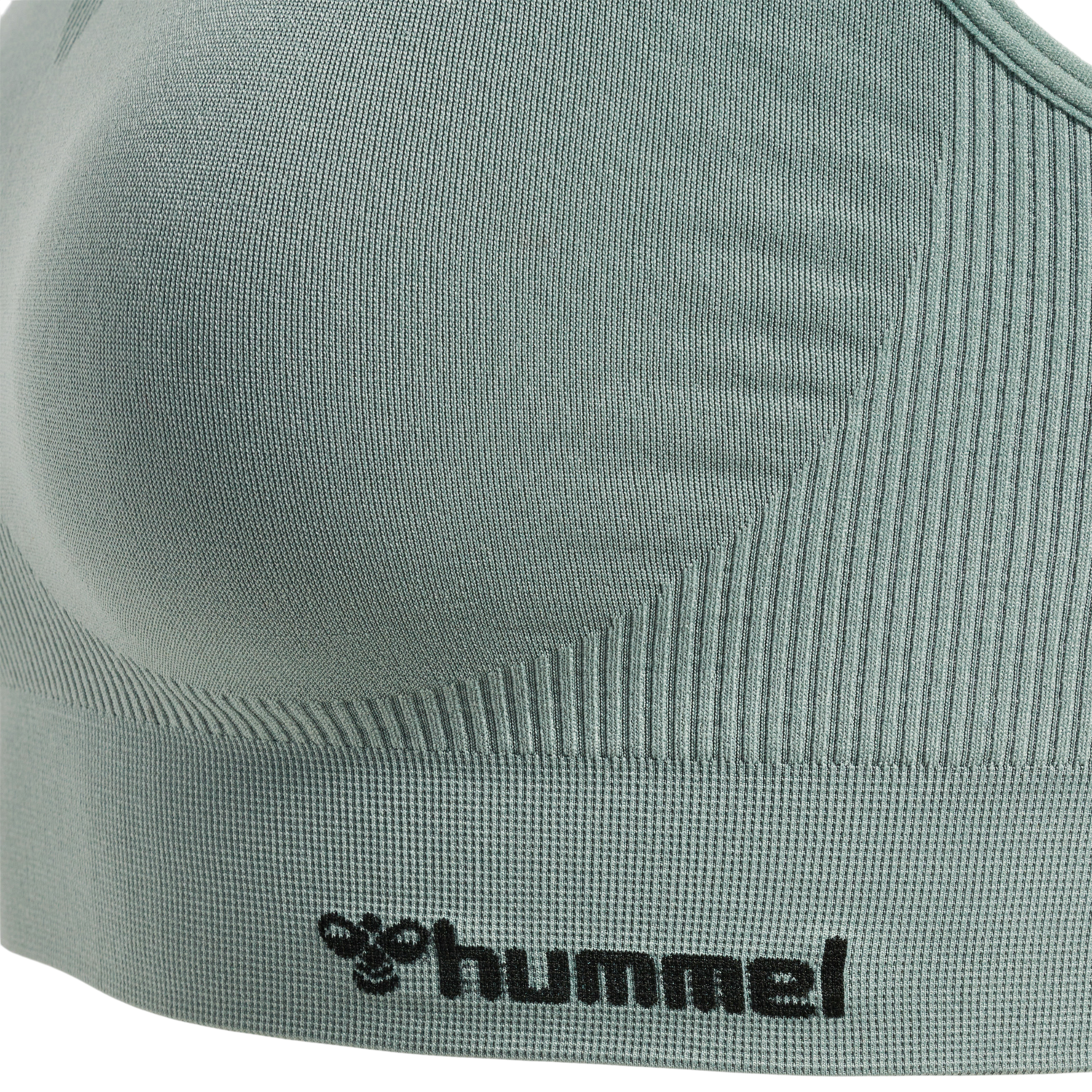 hmlTIF SEAMLESS SPORTS TOP, CHINOIS GREEN, packshot