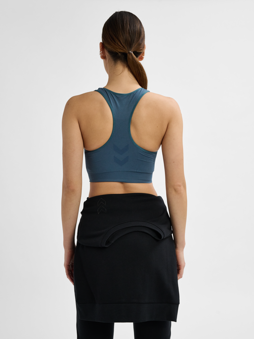 hmlTIF SEAMLESS SPORTS TOP, STARGAZER, model