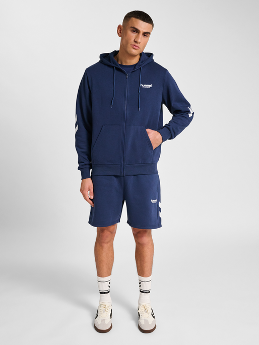 hmlLEGACY 2.0 ZIP HOODIE, DRESS BLUES, model