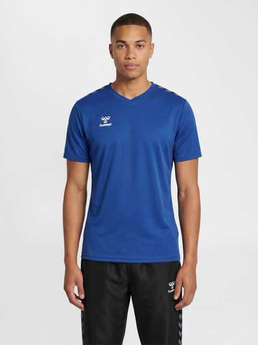 hmlAUTHENTIC CO T-SHIRT S/S, TRUE BLUE, model