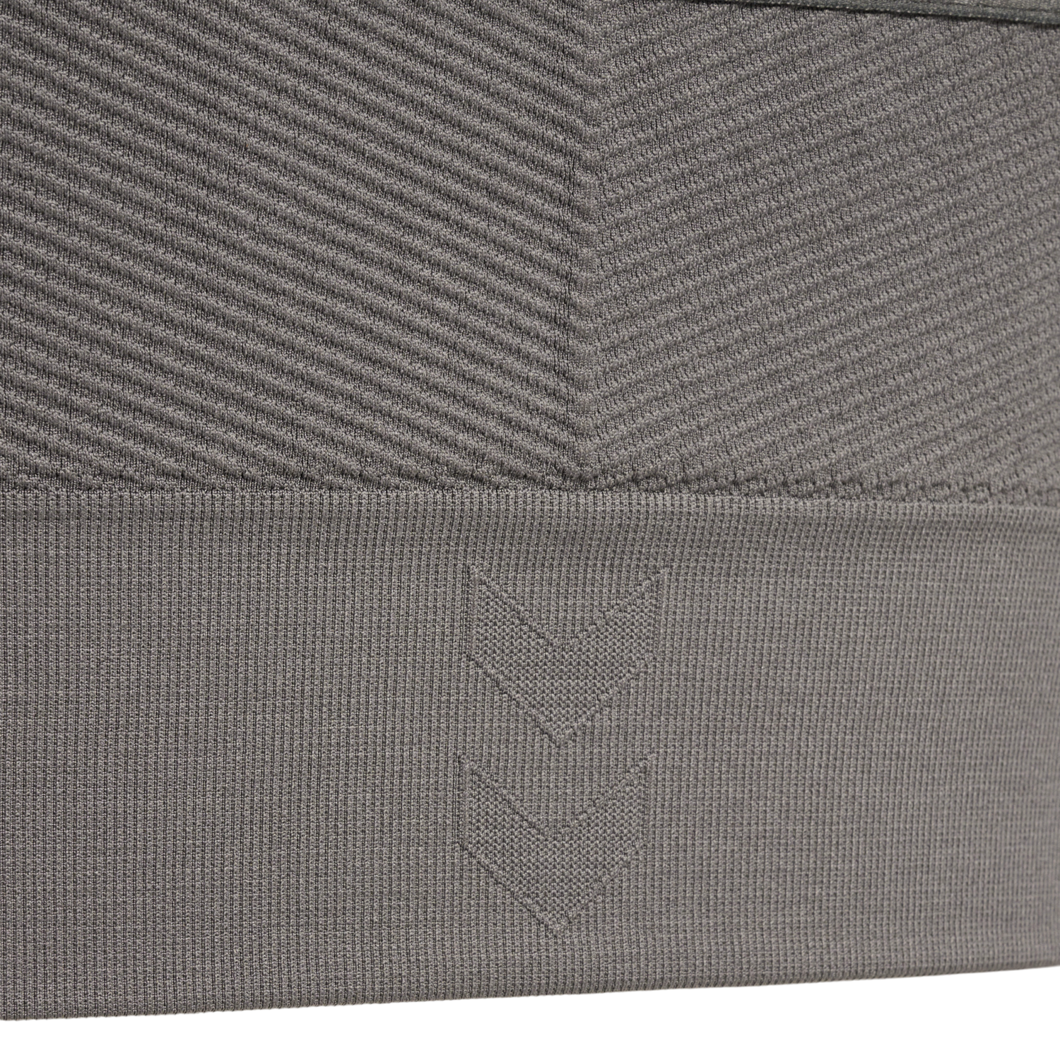 hmlTIFFY SEAMLESS SPORTS TOP, CHARCOAL GRAY, packshot