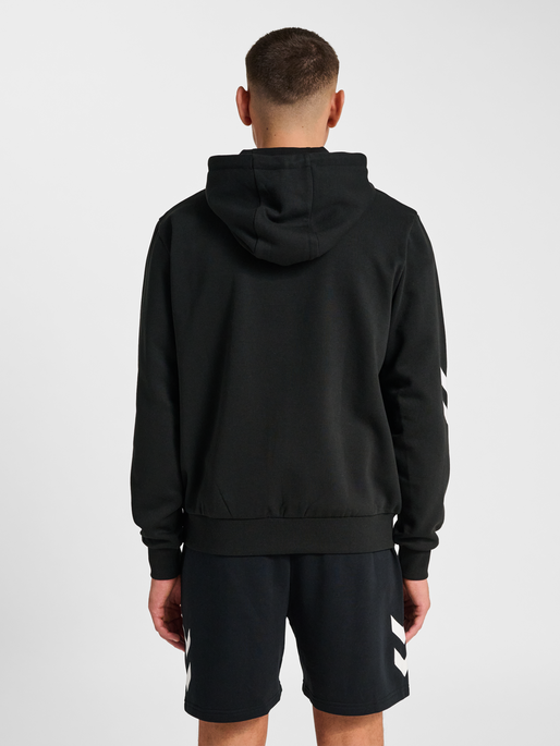 hmlLEGACY 2.0 ZIP HOODIE, BLACK, model