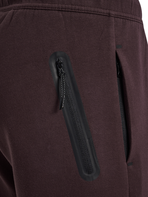 hmlTECH FLEECE REGULAR PANTS, CHOCOLATE PLUM, packshot