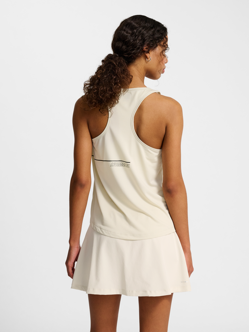 hmlCOURT LIGHT WEIGHT TANKTOP W, LIGHT GREY, model