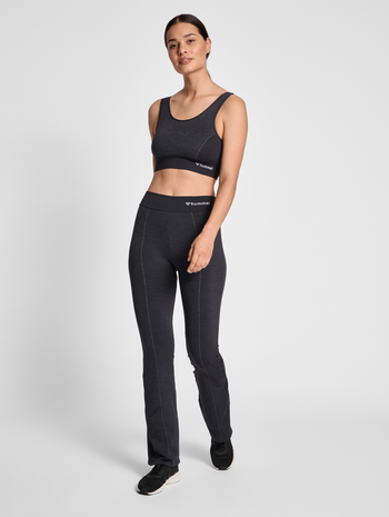 hmlMT IVY SEAMLESS MW FLARED TIGHTS, BLACK MELANGE, model