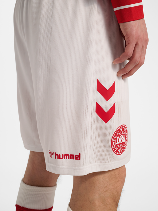 DBU 26 HOME SHORTS PRO, WHITE, model